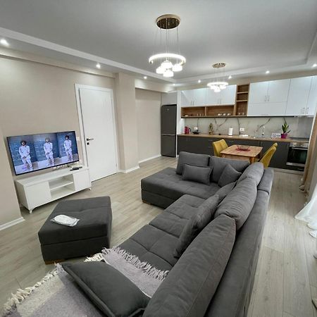 Melody Apartment In คอร์เชอ ภายนอก รูปภาพ