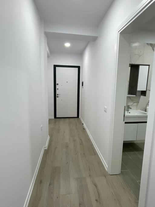 Melody Apartment In คอร์เชอ ภายนอก รูปภาพ