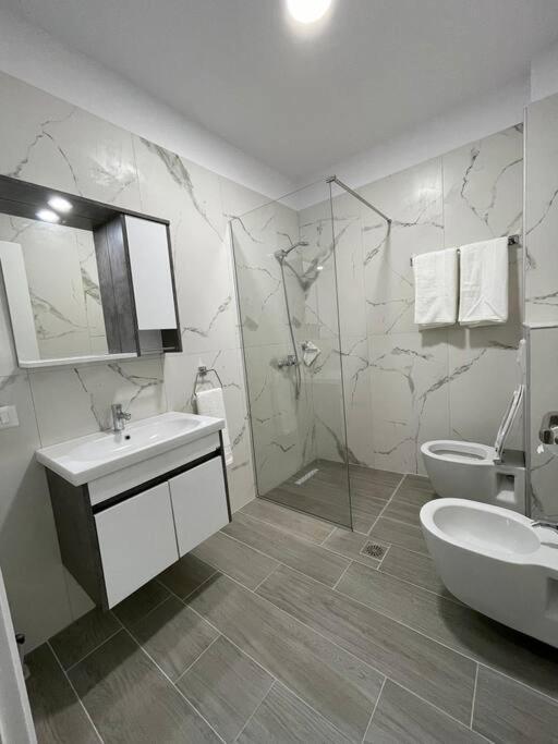 Melody Apartment In คอร์เชอ ภายนอก รูปภาพ