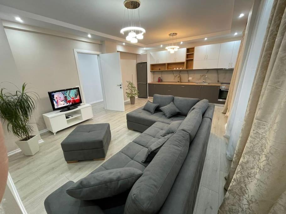 Melody Apartment In คอร์เชอ ภายนอก รูปภาพ